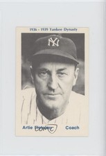 1975 TCMA 1936-39 Yankee Dynasty Art Fletcher (Black Back) 0p6
