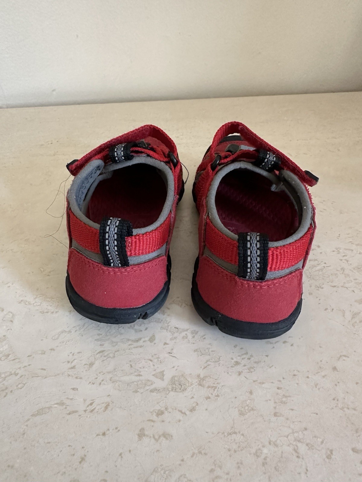 Sandali sandali Keen bambino taglia 10 lavabili ROSSO passeggio outdoor