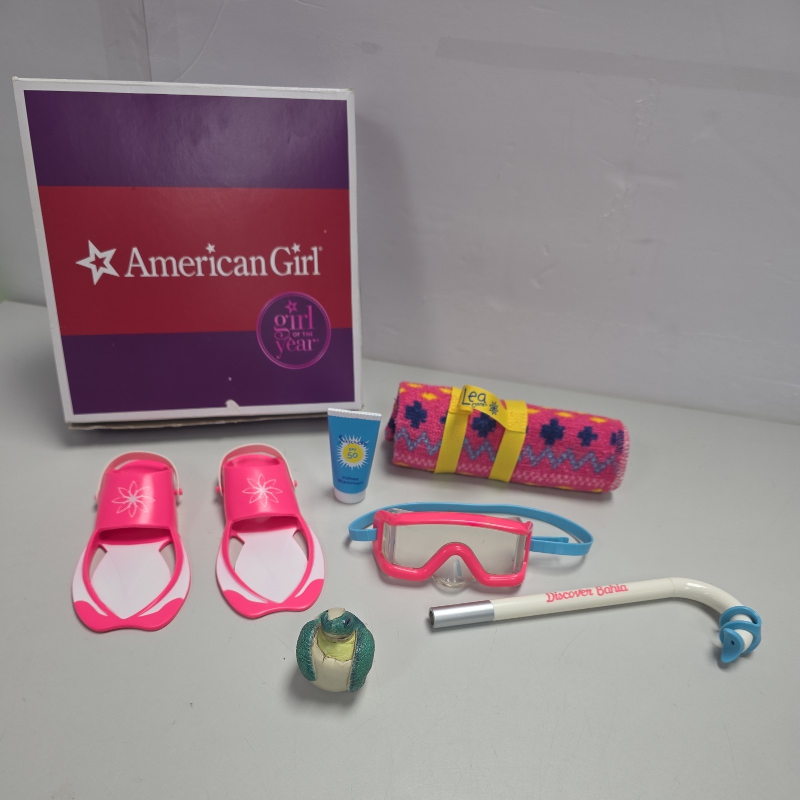 American Girl Doll GOTY Lea Clark Beach Accessories Set Comp