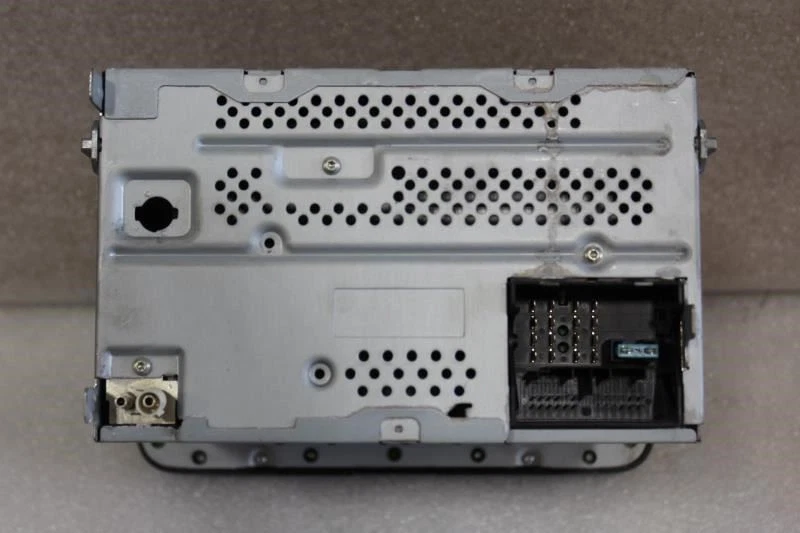 Volkswagen Golf 2014 radio estéreo 1K0035164D Foto 3 de 4