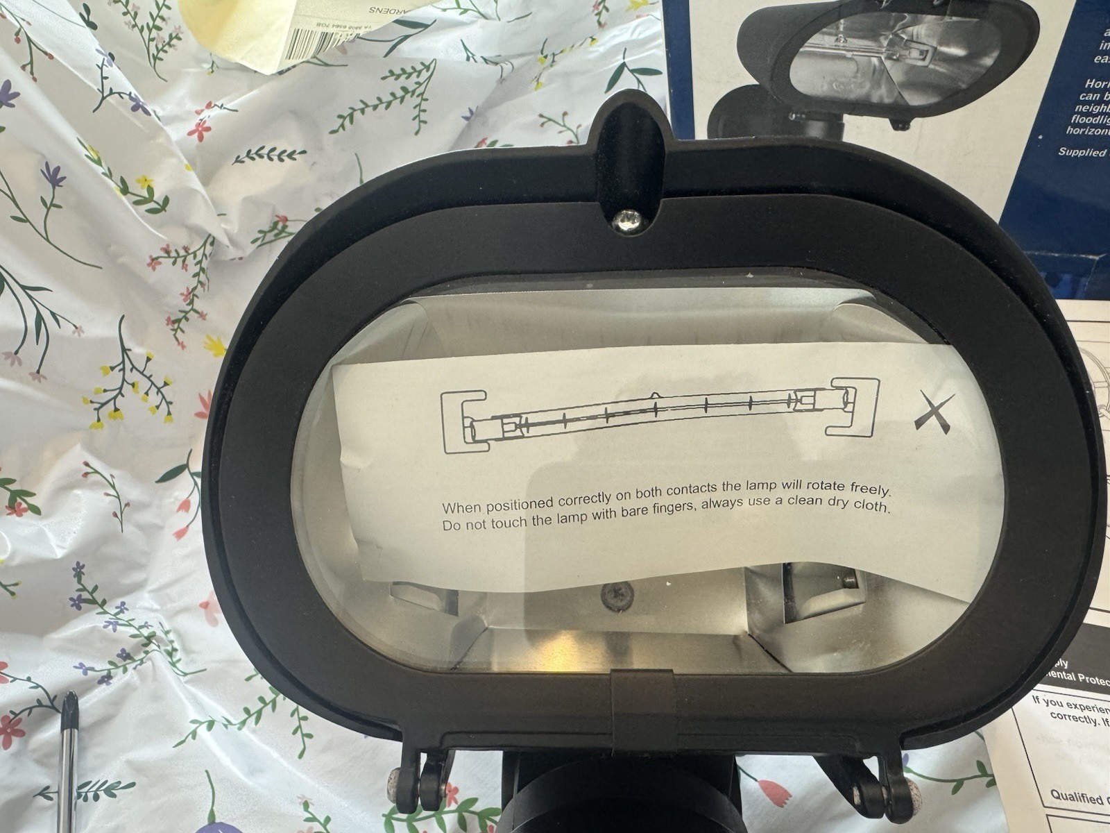 Orion 300W Premier Halogen Floodlight Pan & Tilt Adjustment (No Bulb Included) image 3