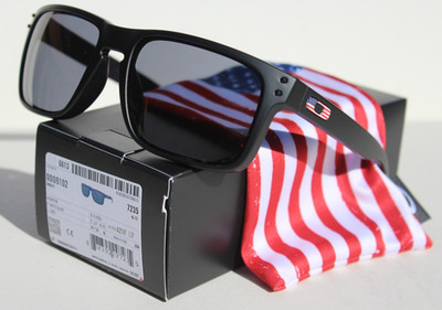 OAKLEY Holbrook Sunglasses Matte Black/Grey USA FLAG RARE OO9102-E6 NEW