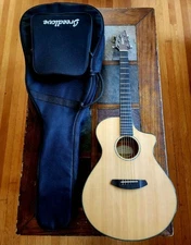 Breedlove Pursuit Concert CE SS w/bag - natural