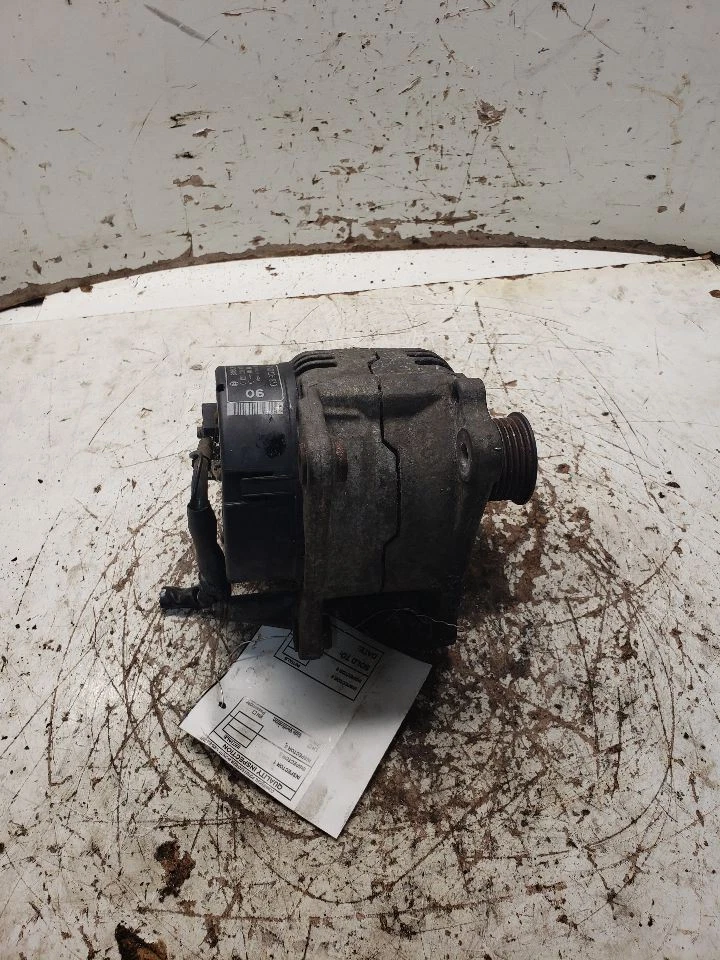 Alternador Convertible 90 Amp Valeo Fabricante Se Adapta 93-02 GOLF 1360543 Foto 2 de 4