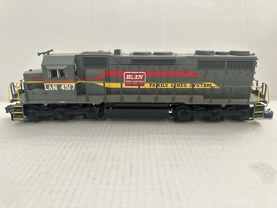 Atlas O 6193-1 SD-35 Loco Family Lines L&N #4517 3 Rail Un-Powered - Image 2 of 4