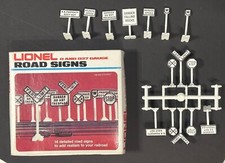Lionel 6-2180 OB for 14 road signs plus 1 EXC+++ Made in the USA.