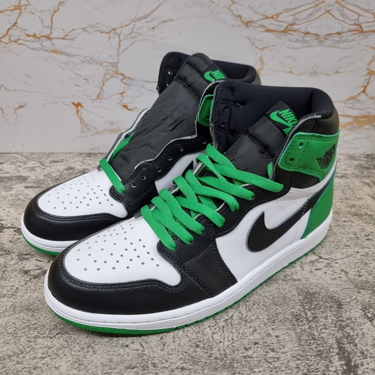 エアジョーダン1 HIGH Black and Lucky Green Nike Air Jordan 1 Retro High OG Black & Lucky Green (DZ5485 031