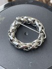 Vintage Silver Tone Braided Twisted Rope Circle Brooch Pin Jewelry — photo 8