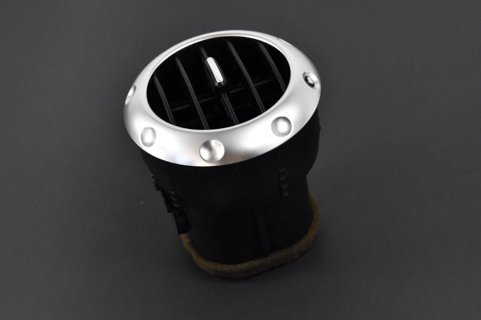 Audi TT MK1 Quattro 2000-2006 calentador de aire delantero rejilla de ventilación 8N0820901A23J OEM Foto 2 de 4