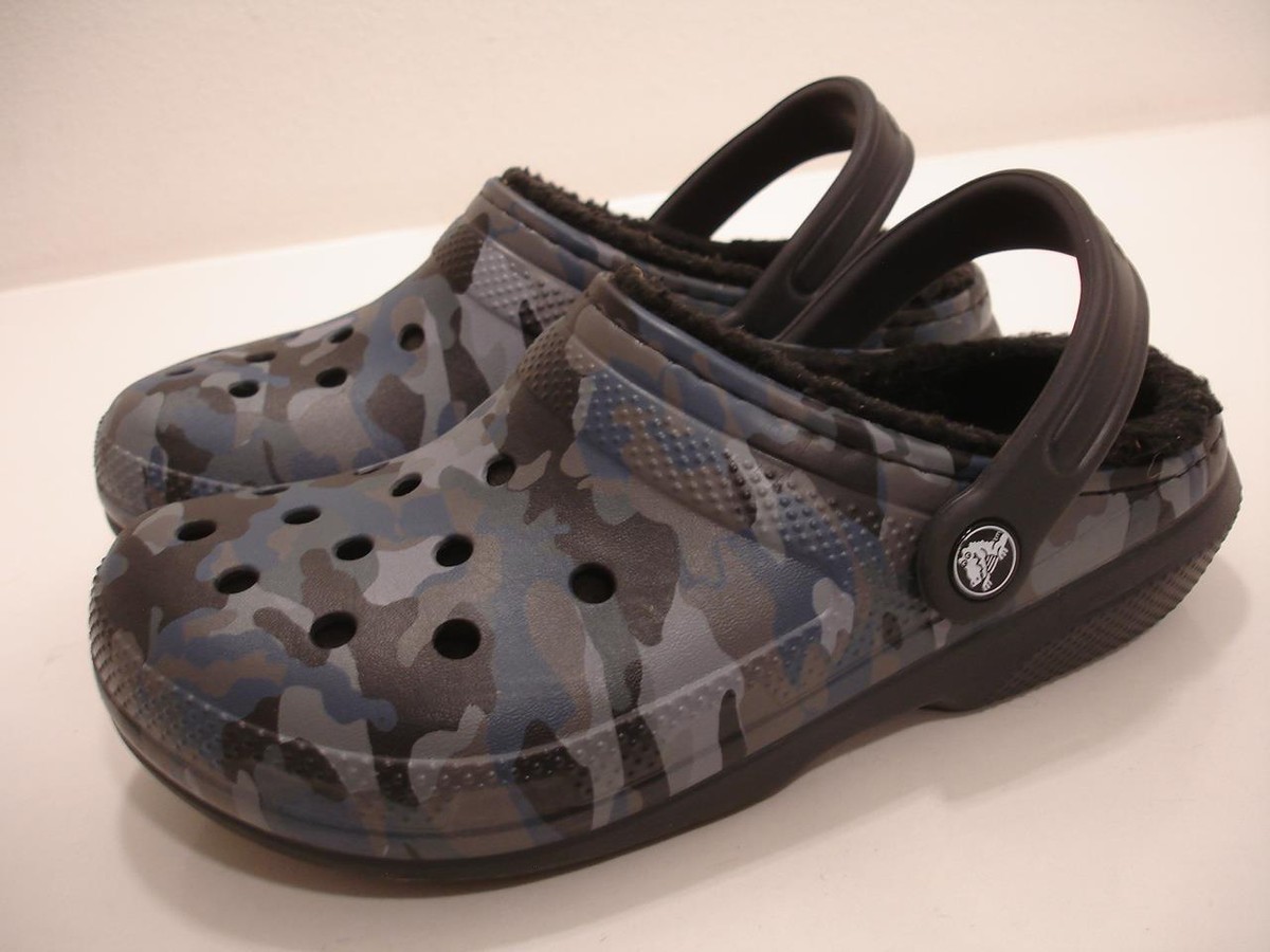 Women's M Crocs 205324 Classic Faux Fur Lined Blue Gray Black