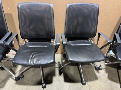 2000 Vintage Vitra Meda Desk Chair in Black Leather by Alberto Meda