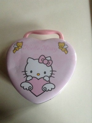 Hello Kitty Blech Brotdose Lunchbox in Herzform hellrosa  mit Griff 18 cm