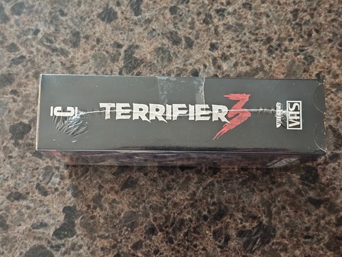 BRAND NEW Terrifier 3 Collector Edition (VHS; 2024) Art the Clown RARE Sealed - Picture 3 of 6