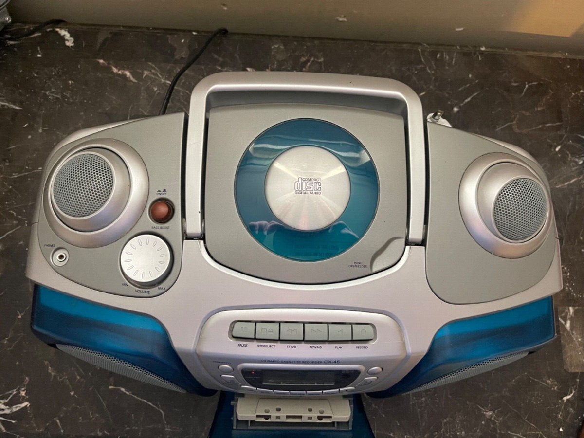 Hitachi Super Surround CD Radio Cassette Recorder CX-45W Extremely