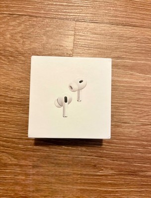 AirPods Pro (2nd Generation) USB-C MagSafe Case