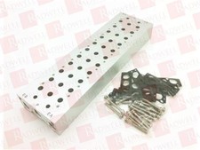 SMC SS5Y5-20-11 / SS5Y52011 (NEW IN BOX)