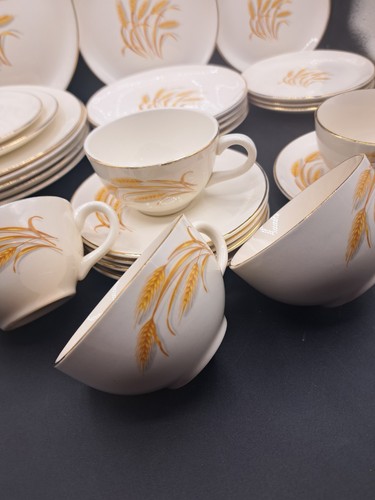 Vintage golden wheat China set 24 k gold service 6 - Picture 8 of 9