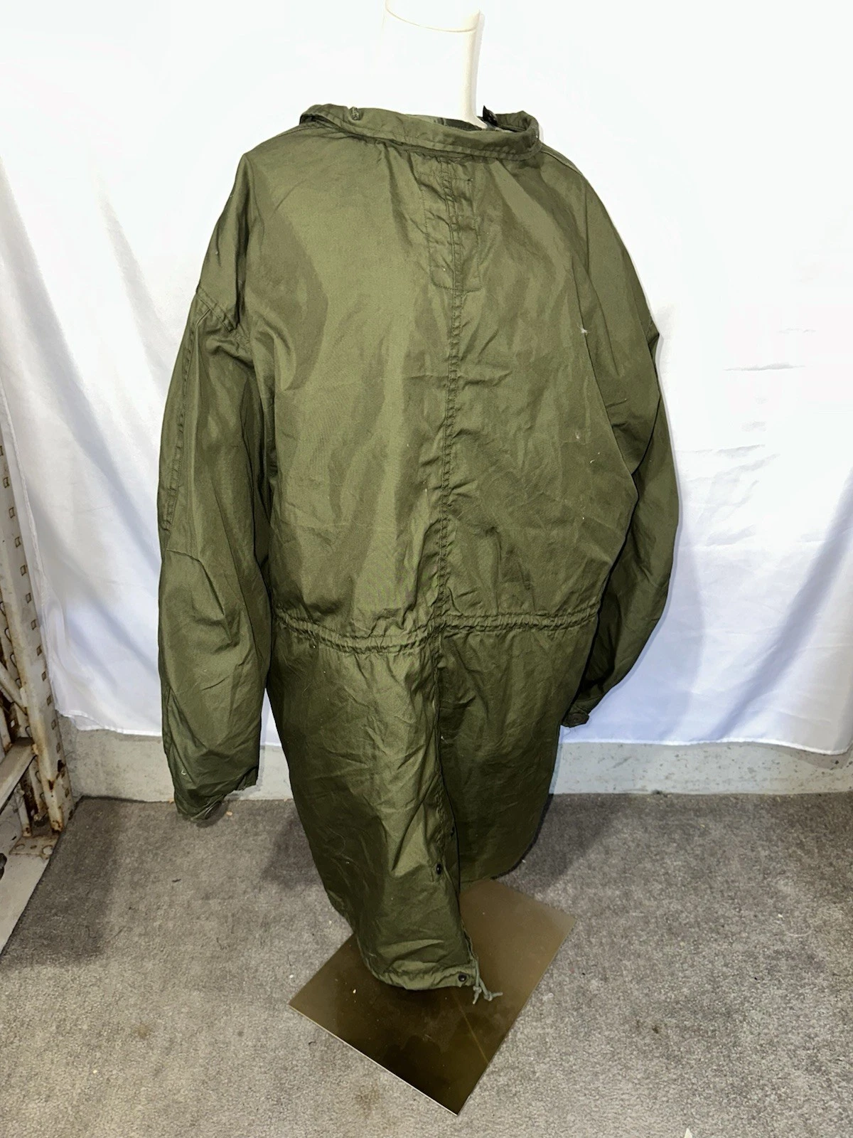 Vintage USGI M-65 Fishtail Parka Shell & Hood w/ Rothco Liner - Size Large image 2