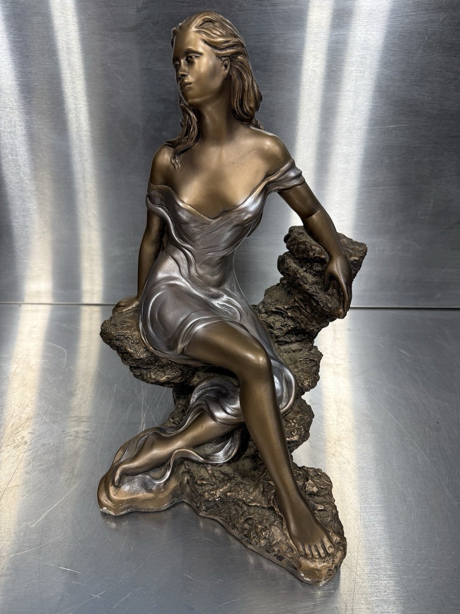 Austin Sculptures 1995 Signed Art Deco Bronze Resin Seated Woman