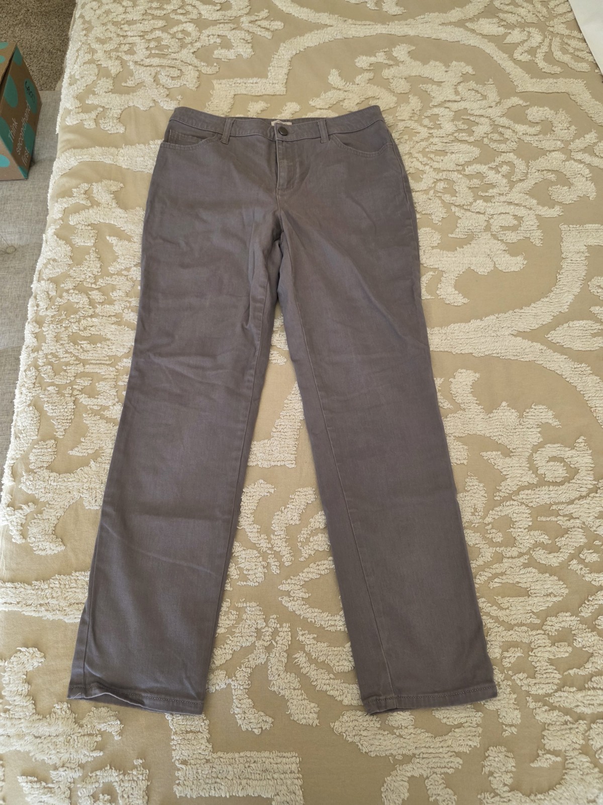 Womens 8 Black High Rise Straight Leg Denim