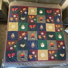Vintage Christmas Theme Quilt Blanket Reversible Lightweight Cotton 86x86 Flaws