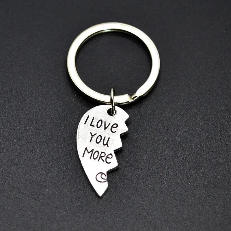 Chaveiro I Love You More I Love You Most Broken Heart Charme casal novo - Imagem 3 de 4