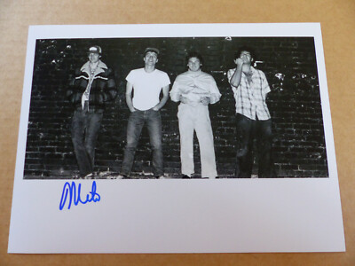 DESCENDENTS Milo Aukerman signed Autogramm signiert auf 20x27 cm Foto