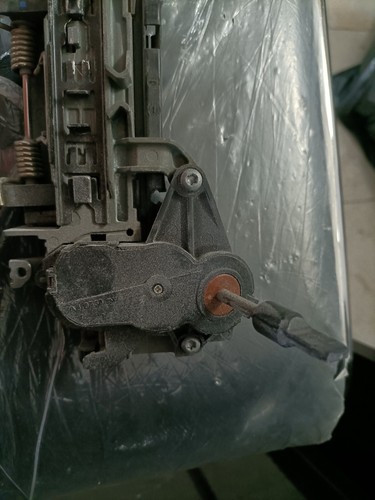 4B1837207 AUDI A3-8L1 2000-2003 LEFT FRONT DOOR HANDLE - Picture 6 of 6