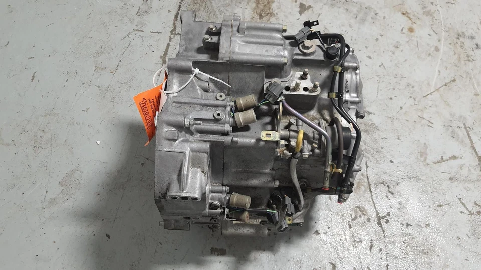 1995-1997 HONDA ACCORD AUTOMATIC TRANSMISSION AT; 2.7L 236K MILES FWD - Imagem 2 de 4