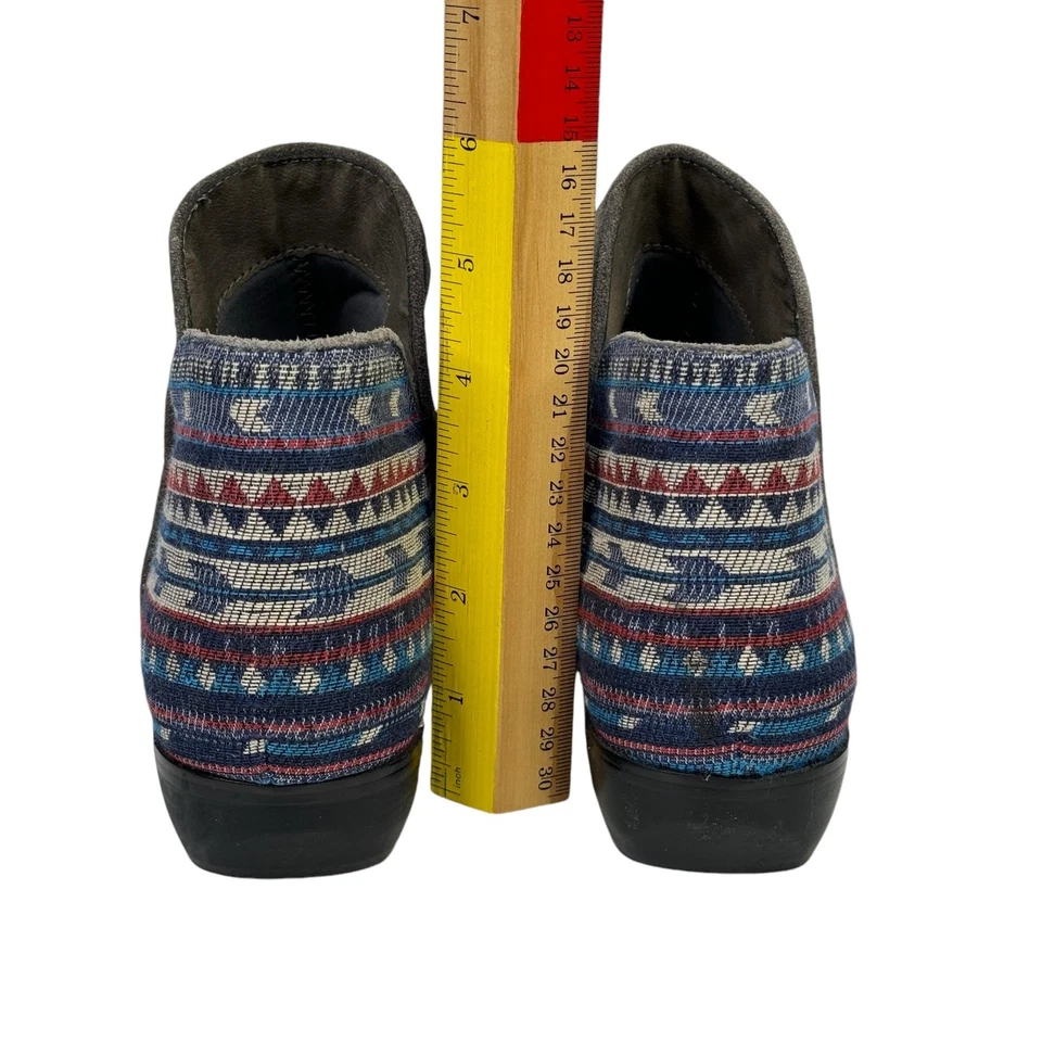 Sbicca Women's Circa Boots 7.5 Tapestry Southwestern Bootie Western Suede Grey - Image 4 of 4