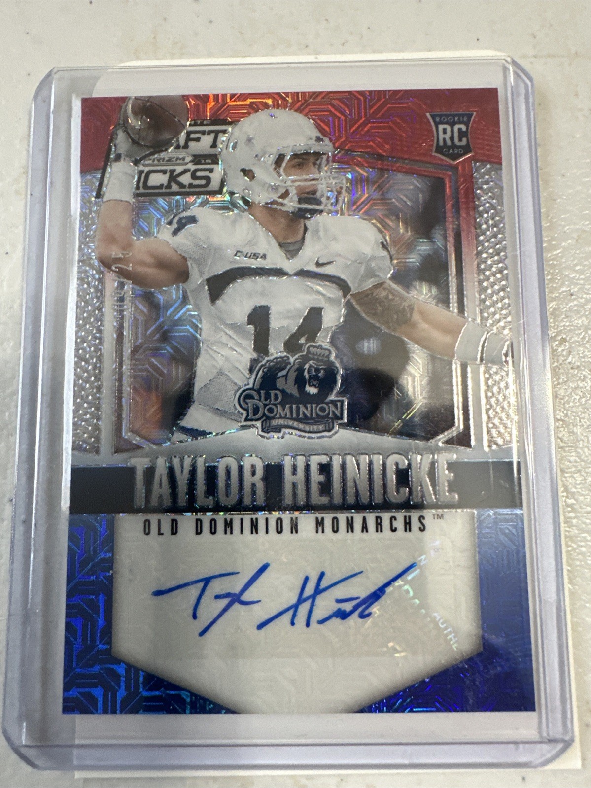 Taylor Heinicke Panini Prizm Collegiate Draft Picks #157 Autograph-Red White & Blue Mojo