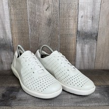 Womens Clarks Kayleigh Aster White Leather Casual Oxfords Sneakers Size 8.5