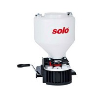Solo 421-S 20 Lb Portable Chest-Mount Spreader - New - Free Shipping