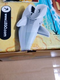 LEGO Pirates: Brickbeard's Bounty (6243)