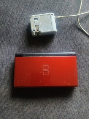 Nintendo DS Lite USG-001 Handheld Console