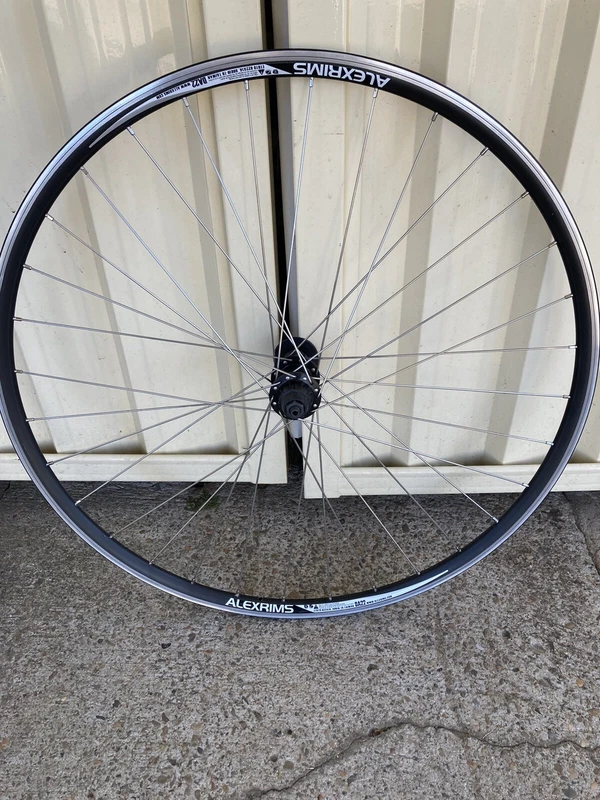 road bike wheels gumtree