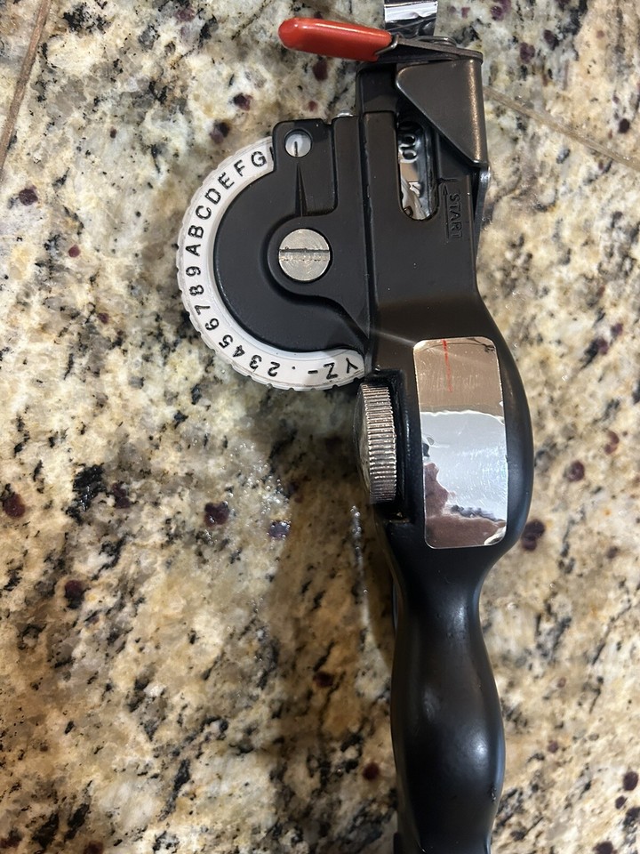 DYMO Tapewriter Model 1011 w/Case eBay