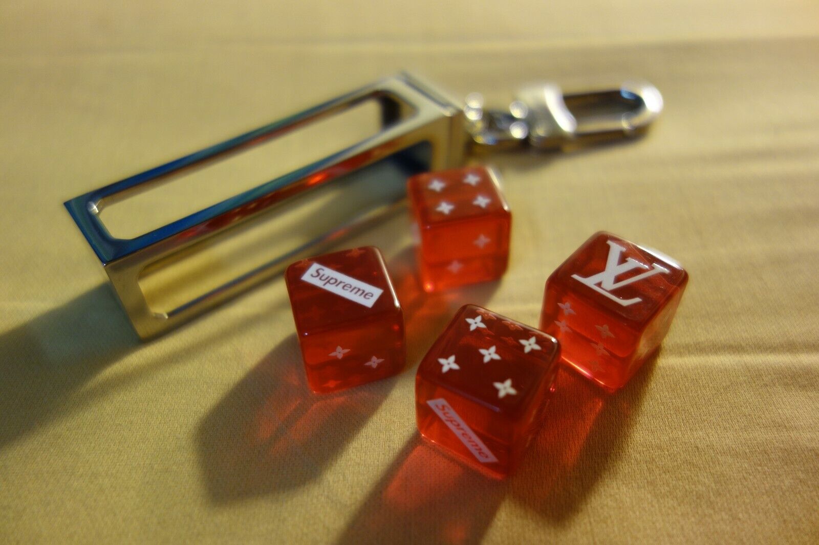 Louis Vuitton x Supreme Autumn-Winter 2017 Dice KeyChain Red / Silver