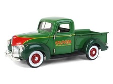 1940 Ford Oliver Pickup - Green Diecast 124 Scale Model - Spec Sct915