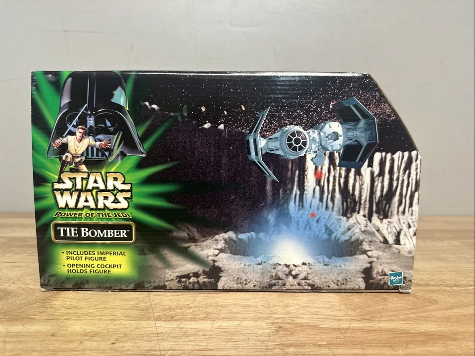 Bombardero TIE Hasbro Star Wars Power of the Jedi 2001 de colección con piloto imperial NUEVO Foto 3 de 4