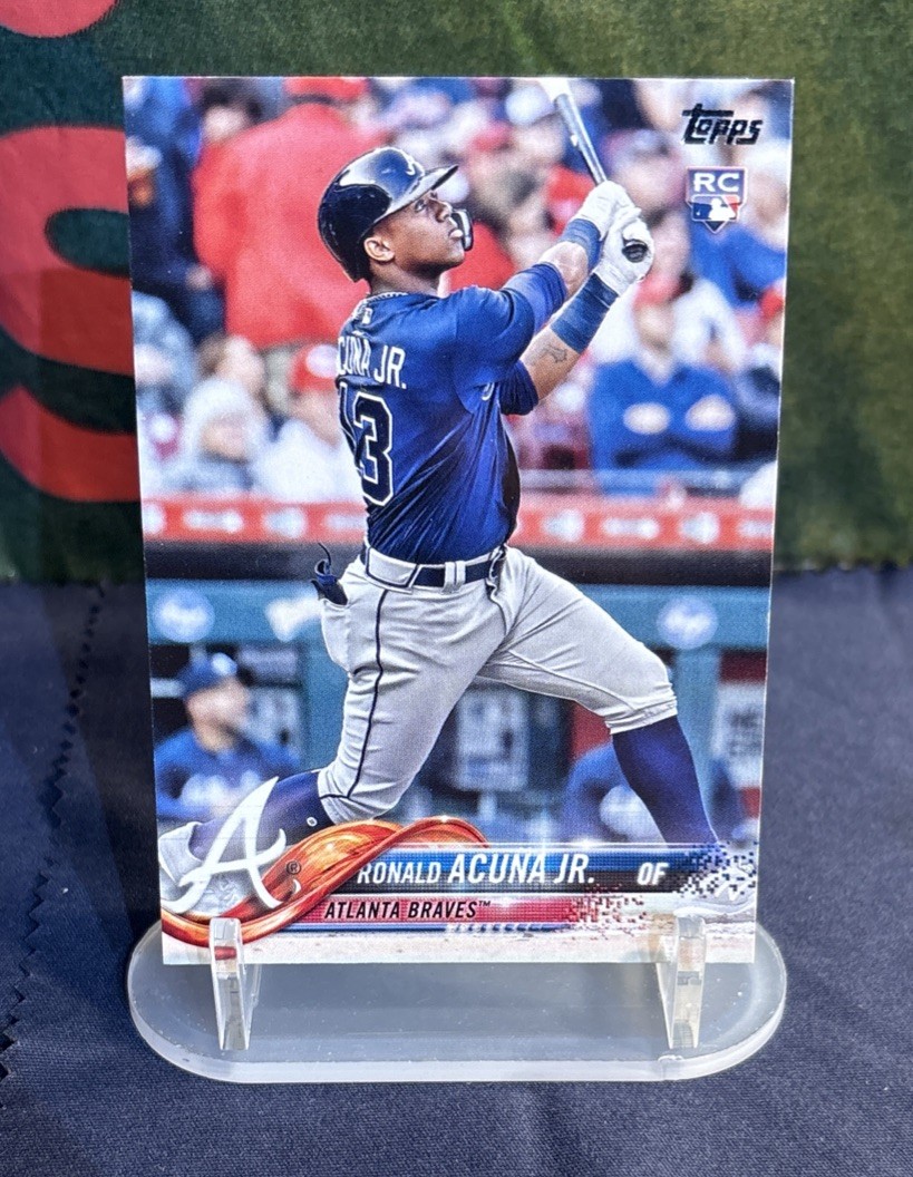 2018 Topps Series 2 Ronald Acuña Jr. #698 Rookie Card RC Braves - Bat Up