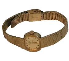 Vtg Bulova Accutron Quartz Watch Women Gold 1/10 10K GF Band Engraved Swiss 6867