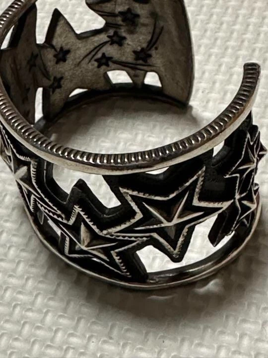 Cody Sanderson Cut Out Opposing Star Bangle