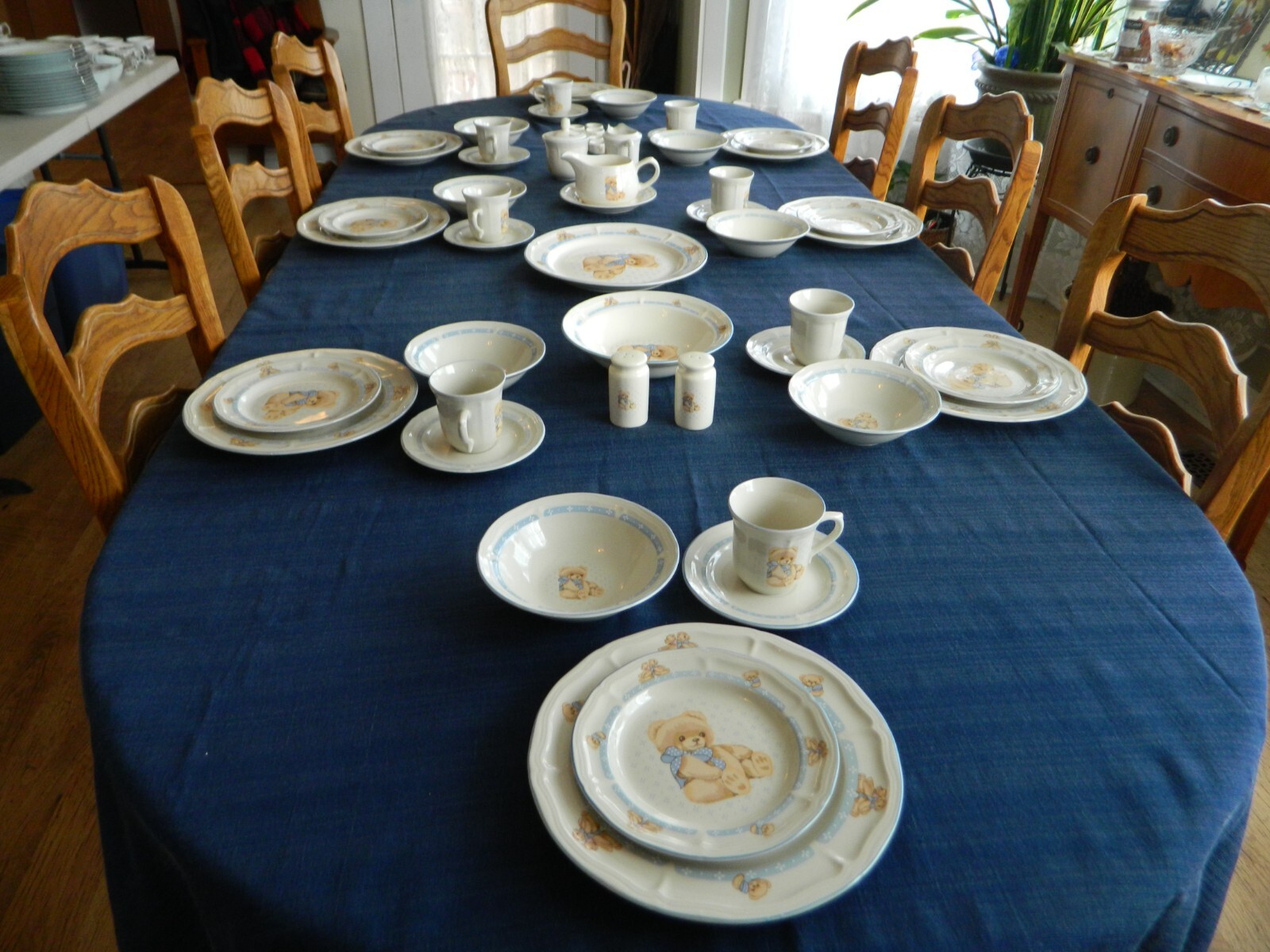 Tienshan Stoneware"Country Bear" Dinnerware Set for (8) w/8 Serving