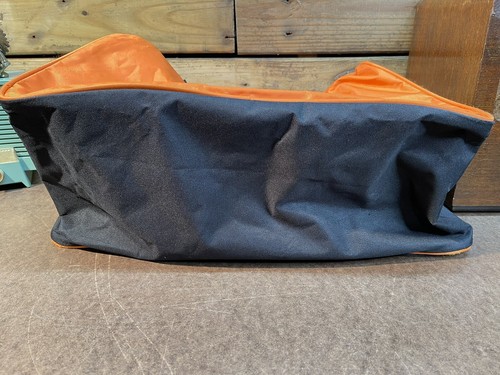 Rare Tommy Hilfiger Spellout Black and Orange Duffel Gym Bag 21 inches Long - Picture 16 of 17