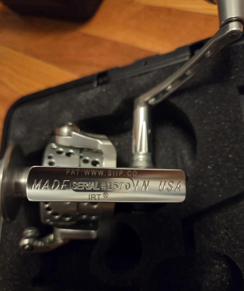 Carrete giratorio de doble arrastre IRT 500 nuevo Foto 4 de 4