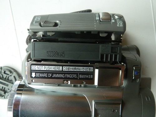 Panasonic NV-GS75 EG-S Camcorder Digital Recorder Videokamera Mini DV - Bild 15 von 24