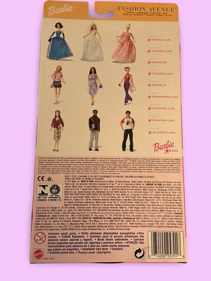 Barbie Fashion Avenue Gafas de sol Denim Rosa Imitación Piel Moda 2002 NRFB 56860 De colección Foto 2 de 4