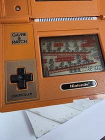 VINTAGE NINTENDO DK-52 1982 DONKEY KONG GAME WATCH WORKING NEW BATTERIES