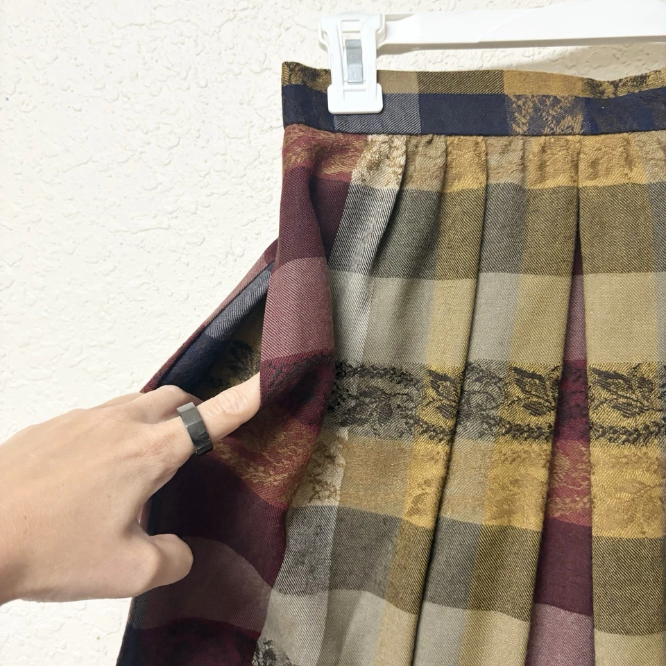Falda midi plisada de lana a cuadros talla 38 bolsillos vintage Geiger Tyrol Foto 3 de 4